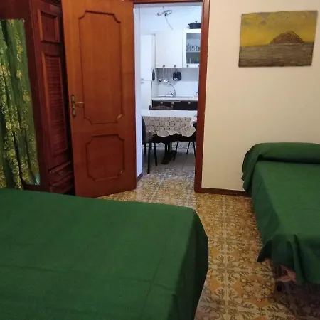Sandra Houses *